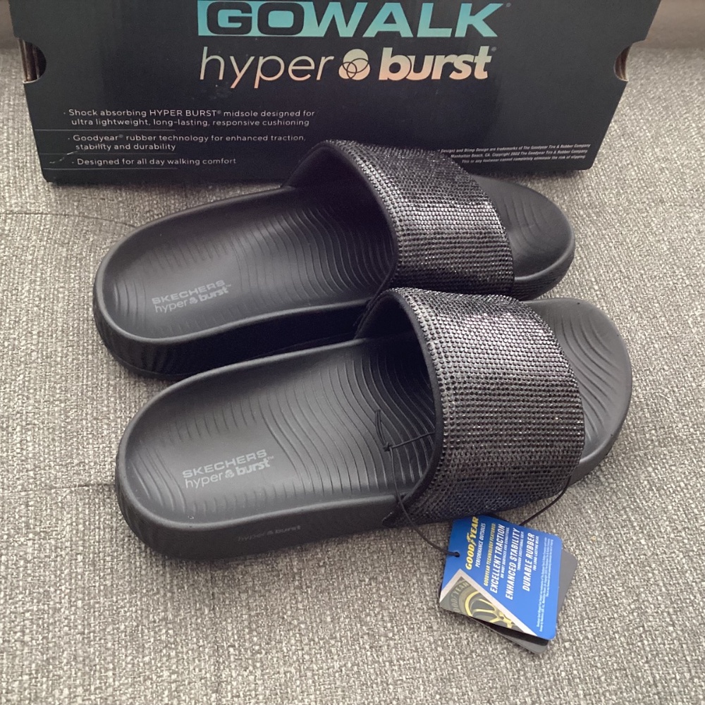 Skechers Women's Hyper Slide - Radiant Slide Sandals, size 8 - Picture 8 of 15